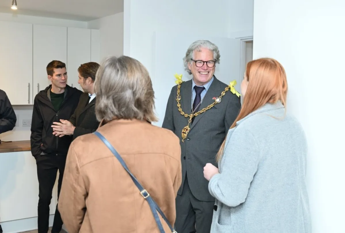 Granville Rd unveiling 75